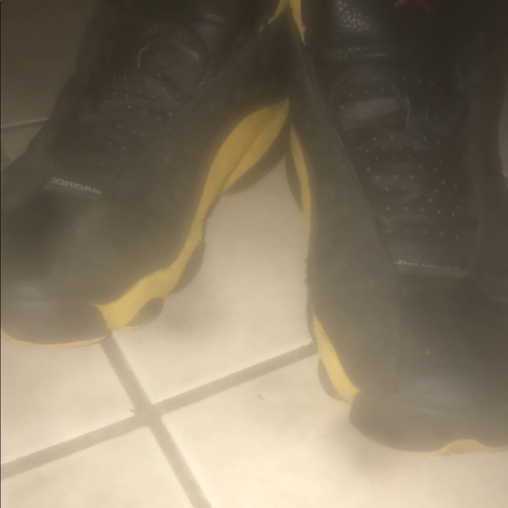 Used - Picture 3 of 3